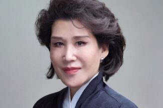 이명희, ㈜신세계 지분 전량 정유경 회장에게 증여